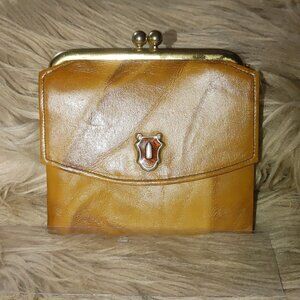 Vintage Justin Leather 4 Inch Wallet Kiss Lock Brass Clasp Embellished Front